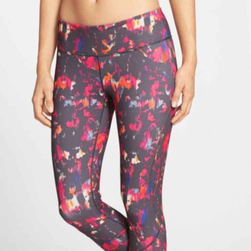 Zella Live in Crop Legging in Floral Print